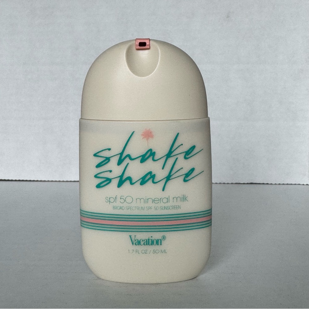 Vacation Shake Shake SPF 50 Mineral Milk Facial Sunscreen Lightweight 1.7 oz - Picture 9 of 13